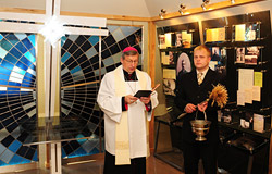 Vyskupas Rimantas Norvila šventina Pal. Jurgio Matulaičio muziejaus patalpas, 2011?
